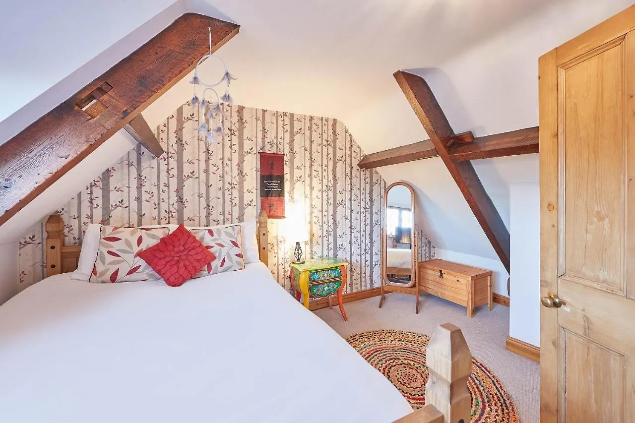 Host & Stay - Oldcorn Cottage Whitby 0*,